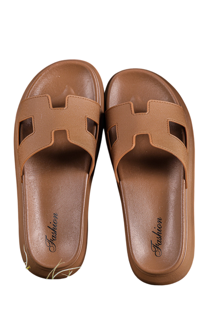 Elara – Everyday Slide Sandals