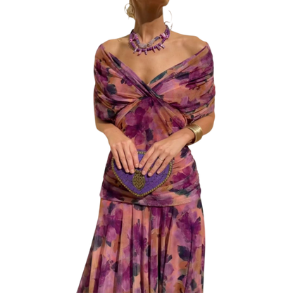 Evelyn – Elegant Dress With V-Neckline