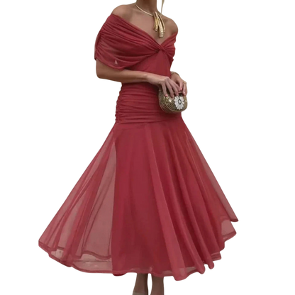 Evelyn – Elegant Dress With V-Neckline