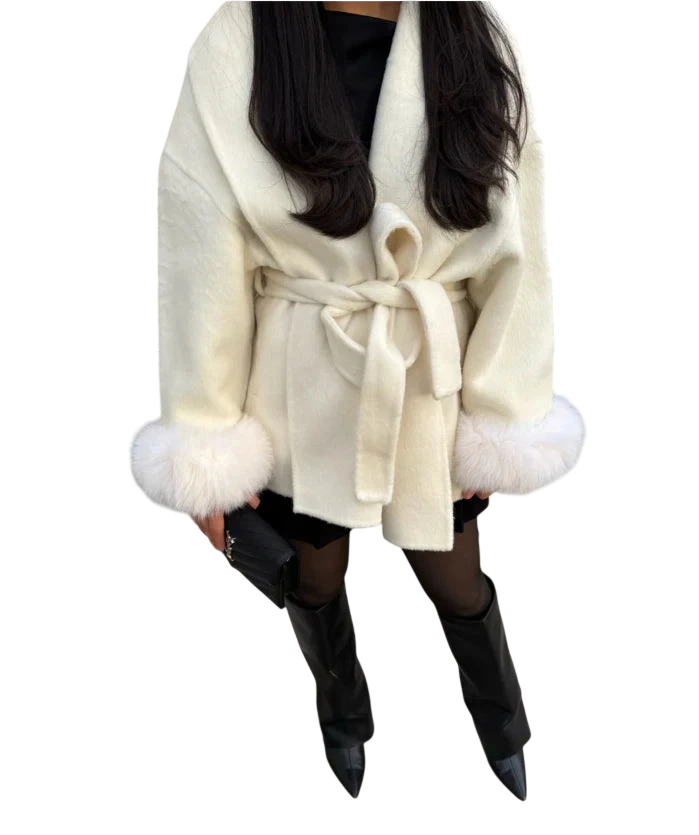 Isabella - Manteau en laine avec détail en fourrure aux poignets