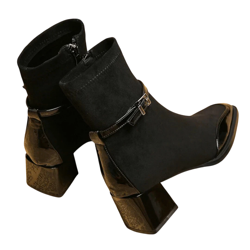 Valeria – Bottines en suède à boucle moderne