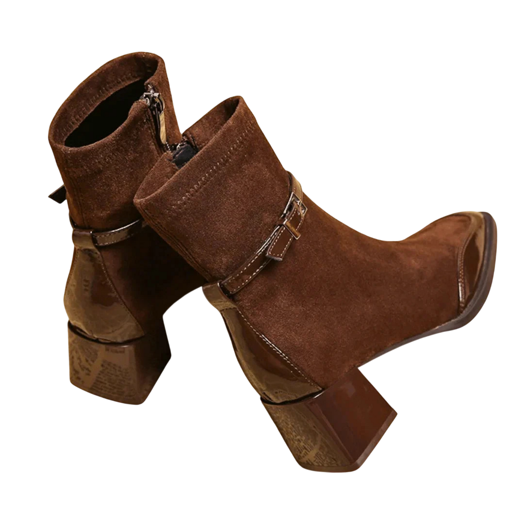 Valeria – Bottines en suède à boucle moderne