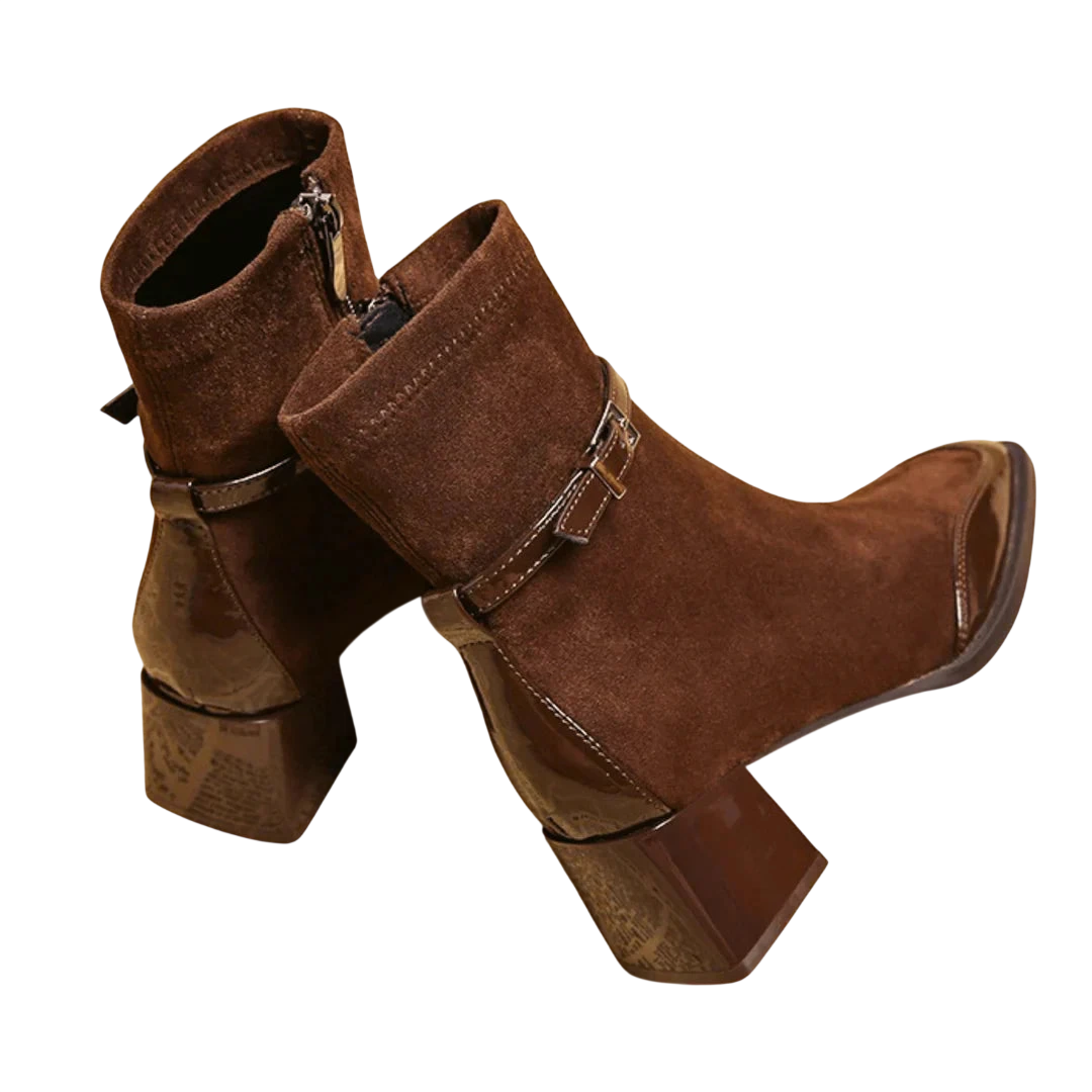 Valeria – Bottines en suède à boucle moderne