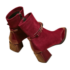 Valeria – Bottines en suède à boucle moderne